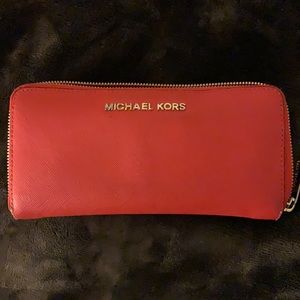 Authentic Michael Kors Saffiano Leather Wallet purse
